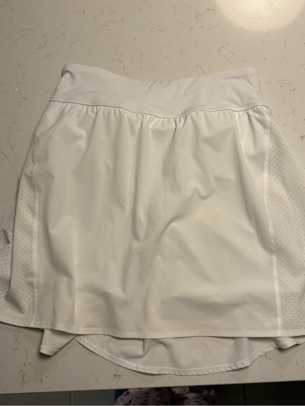 SPANXshape™ Get Moving 14-Inch Skort White - Picture 3 of 6